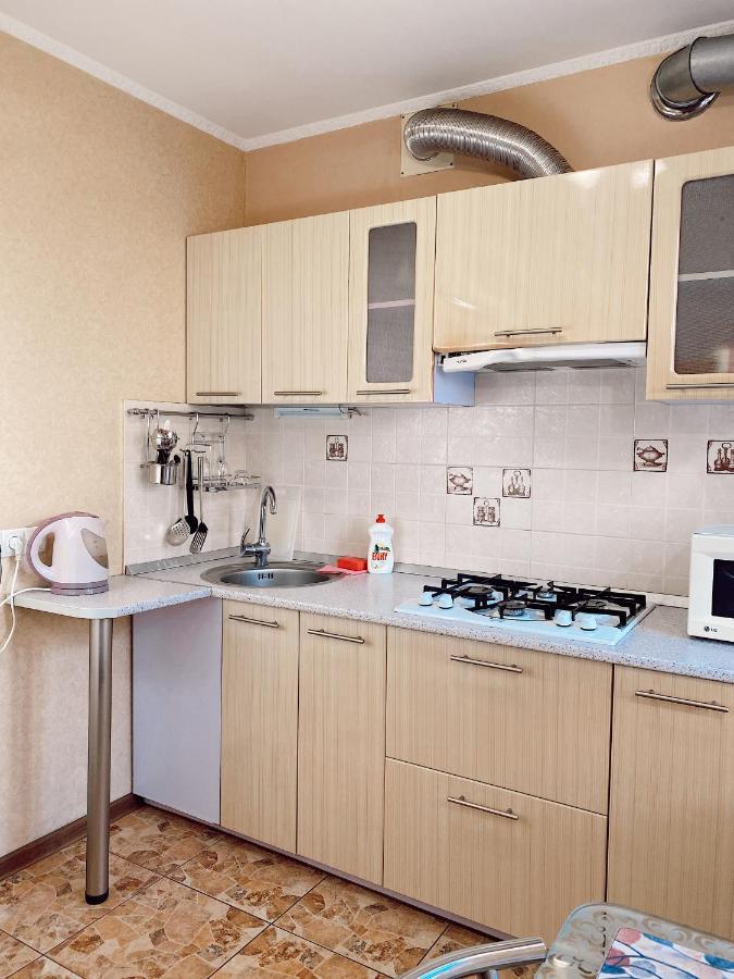 Apartment - Sobornyi Prospekt 97 Zaporizhia Exterior photo
